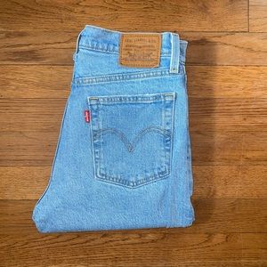 Levi’s Wedgie Fit Jeans
